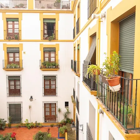 Alohamundi Cristo De Burgos Apartment Seville